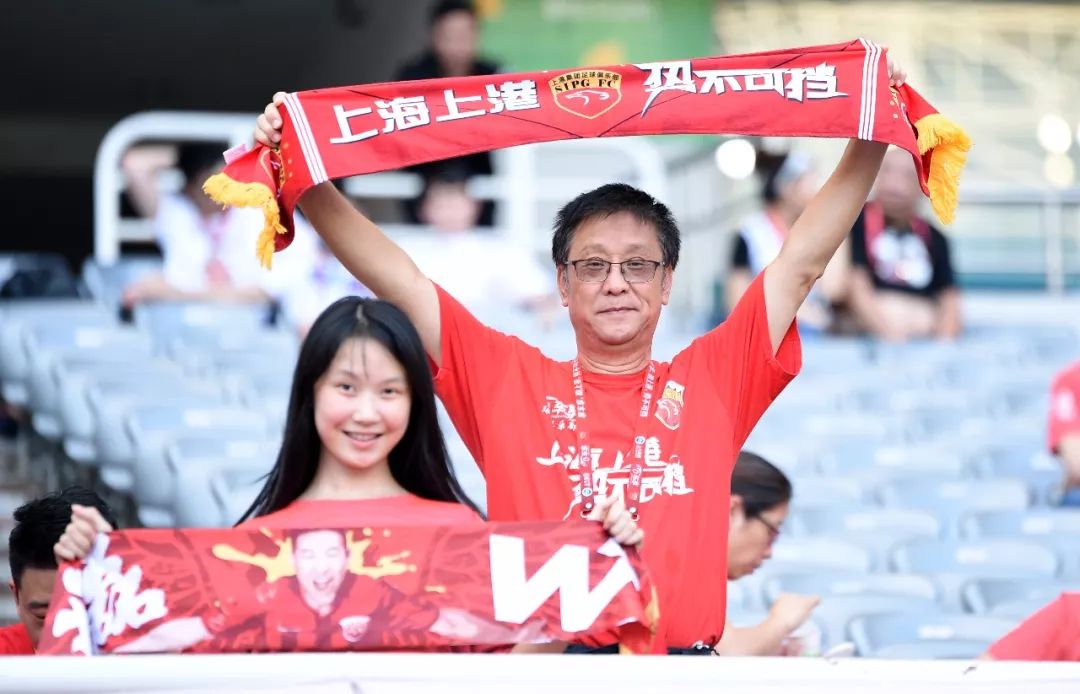 关于建业主场大胜富力，提升排名稳定状态的信息